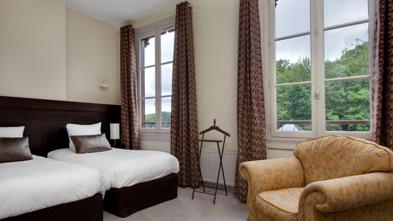 Hotel Le Pavillon De Gouffern Silli-en-Gouffern Esterno foto