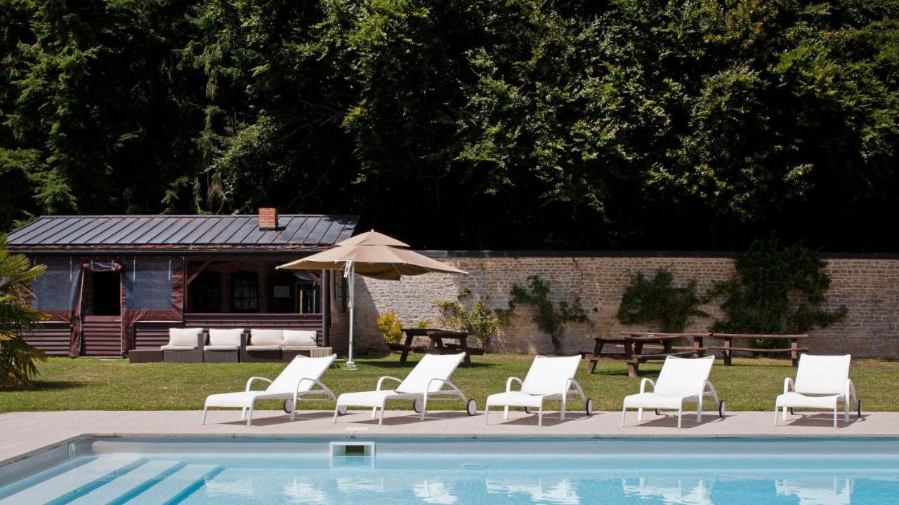 Hotel Le Pavillon De Gouffern Silli-en-Gouffern Esterno foto