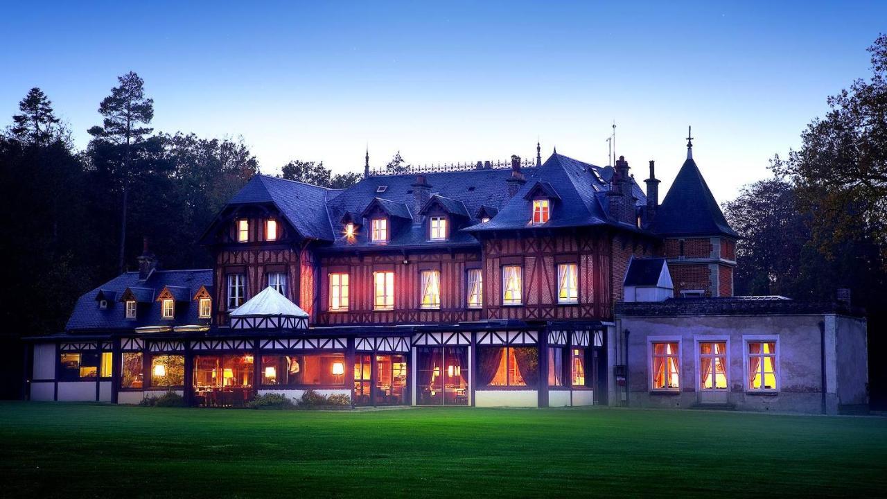 Hotel Le Pavillon De Gouffern Silli-en-Gouffern Esterno foto